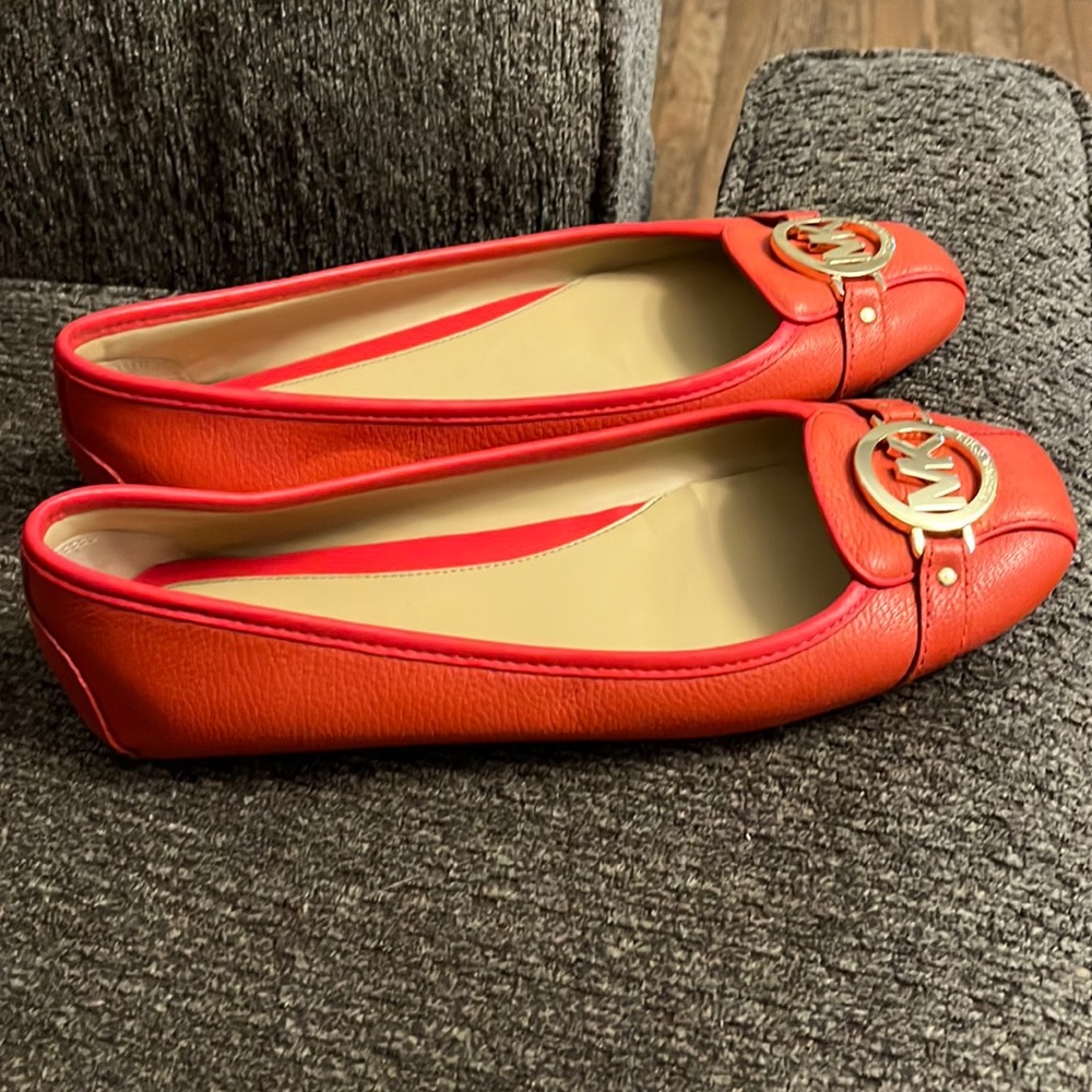 Michael Kors flats